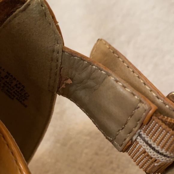 Kenneth Cole Genuine Leather wedges - Picture 8 of 13